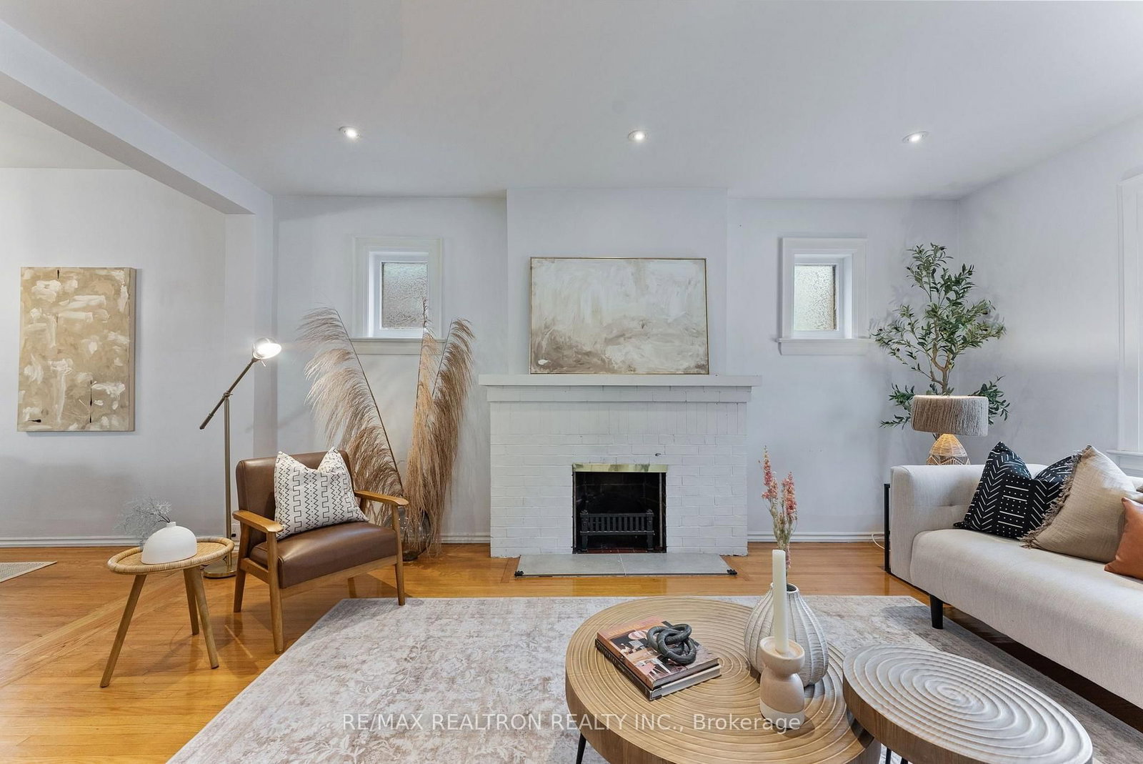 41 Ashbury Avenue • Toronto, ON photo 13