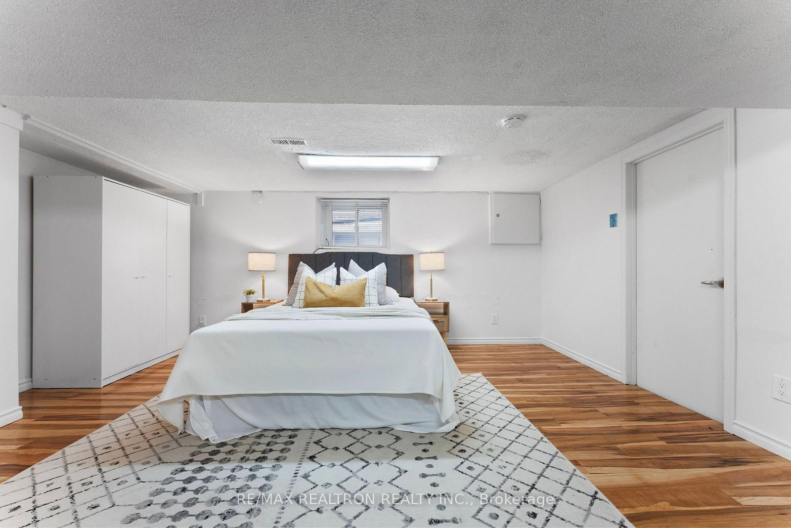 41 Ashbury Avenue • Toronto, ON photo 30