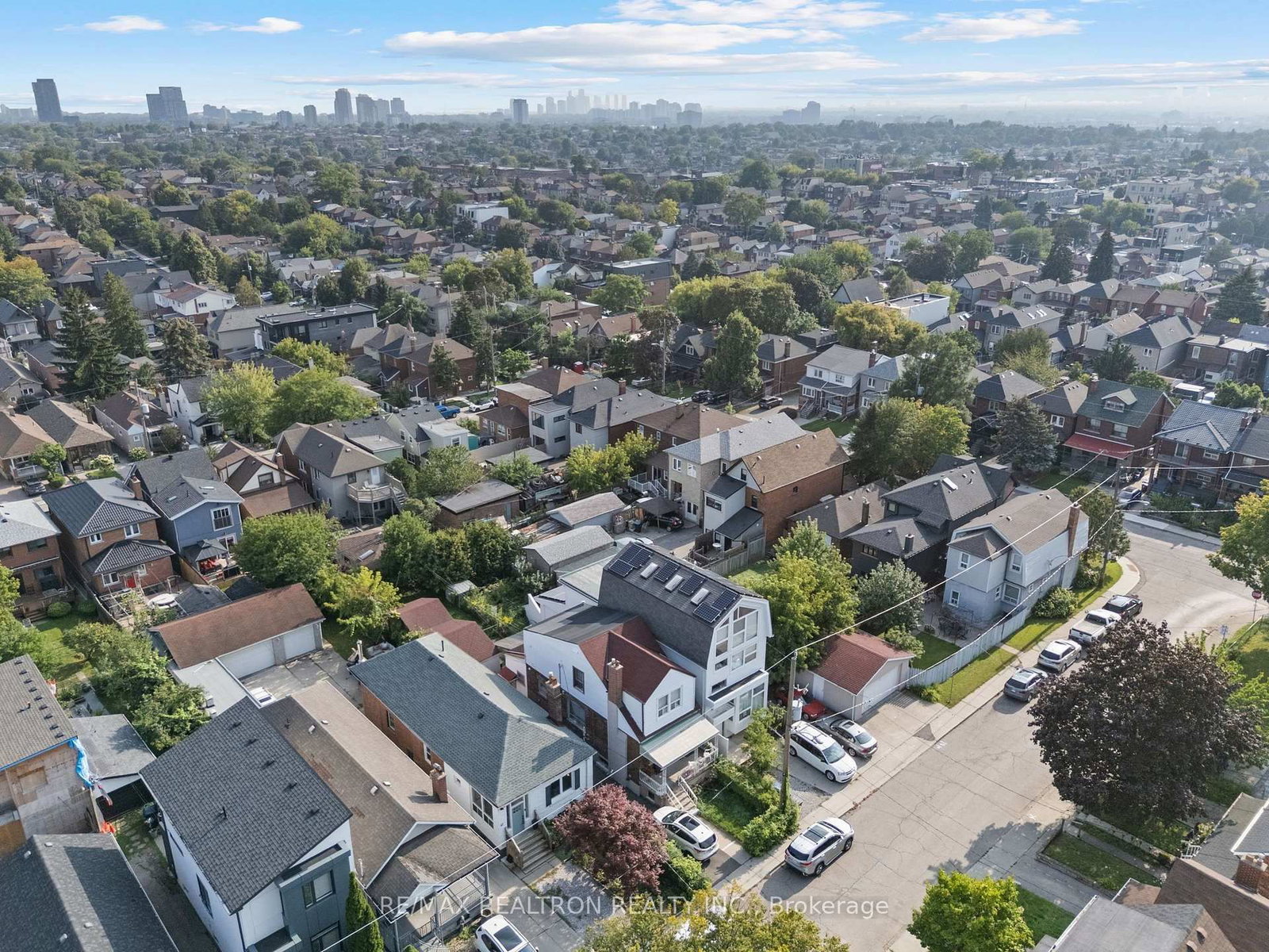 41 Ashbury Avenue • Toronto, ON photo 40