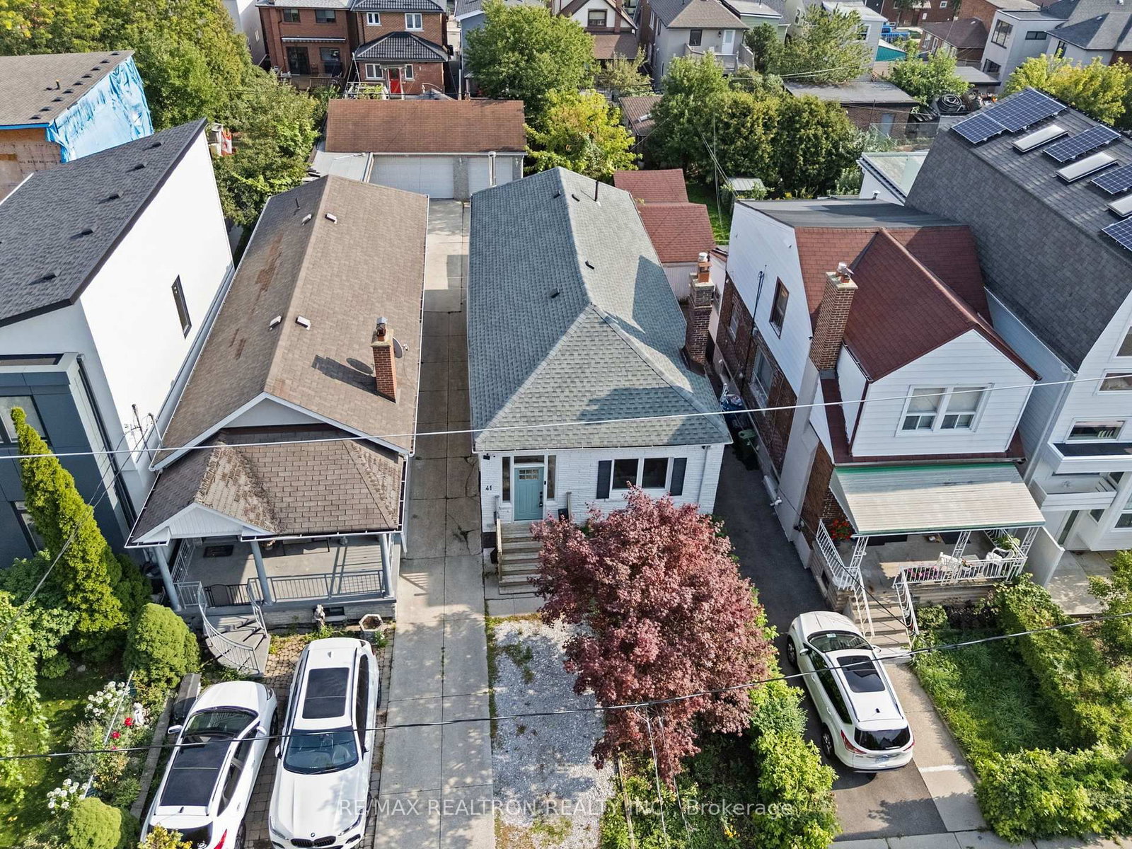 41 Ashbury Avenue • Toronto, ON photo 44