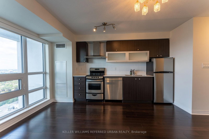 2015 Sheppard Ave E photo 4