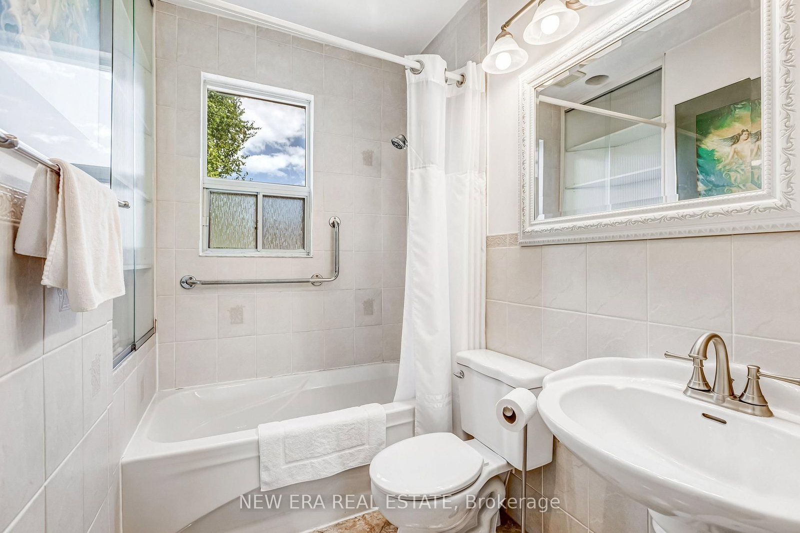 393 Ossington Avenue • Toronto, ON photo 23