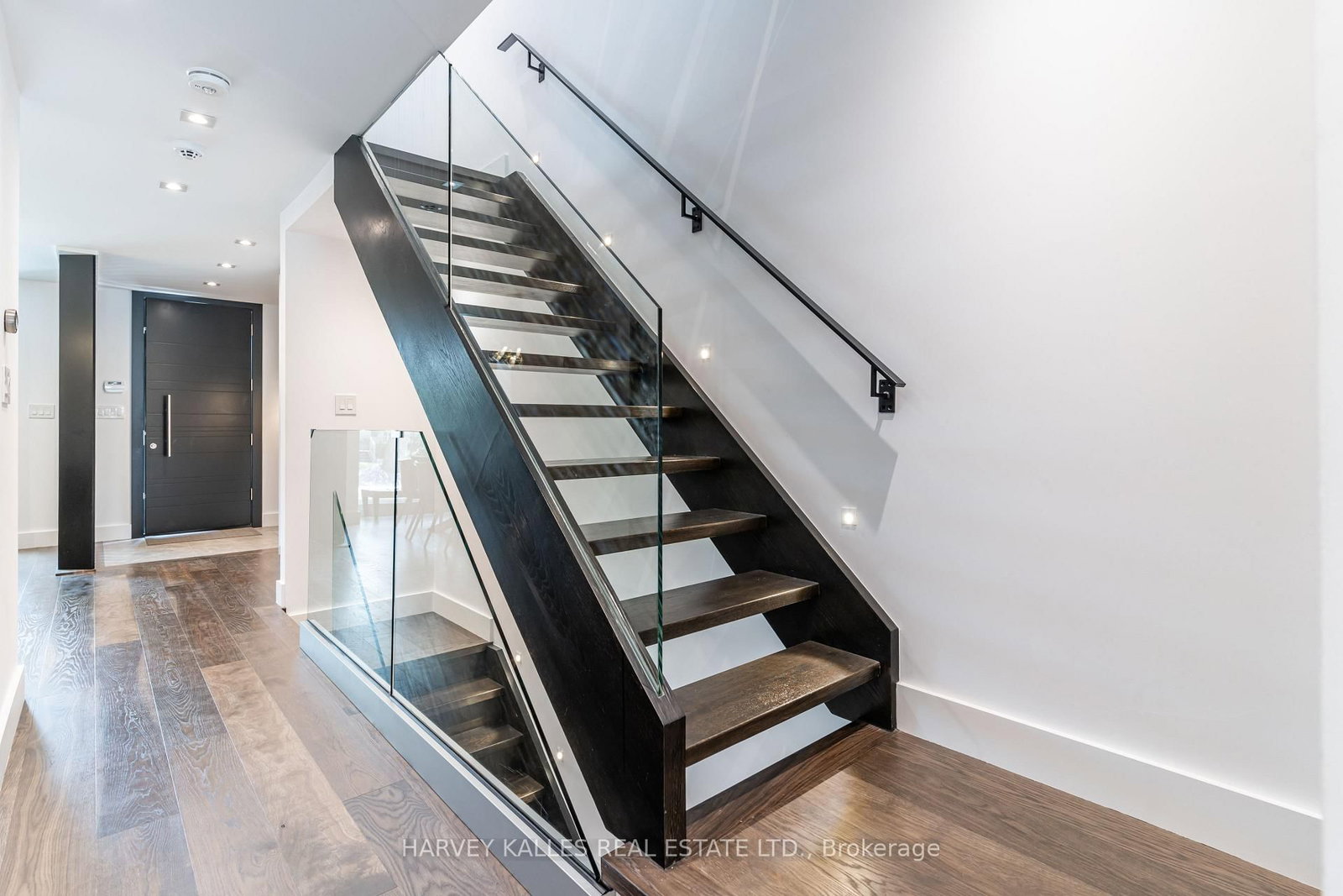 305 Glen Road • Toronto, ON photo 17