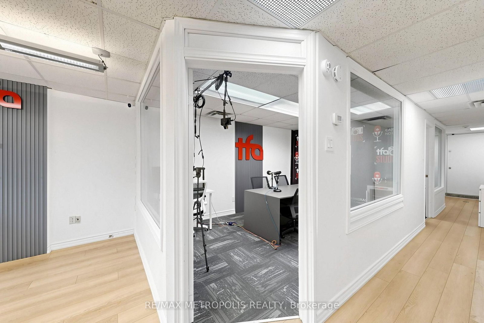 742 Dufferin Street • Toronto, ON photo 26