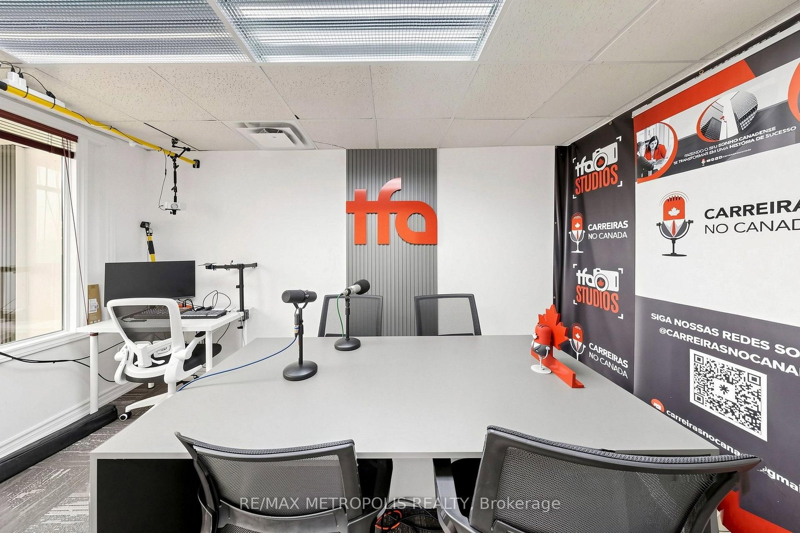 742 Dufferin Street • Toronto, ON photo 28