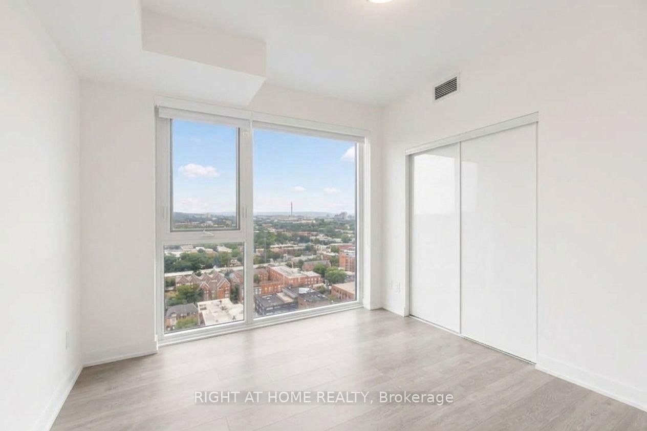 5 Defries Street • #2502 • Toronto, ON photo 15