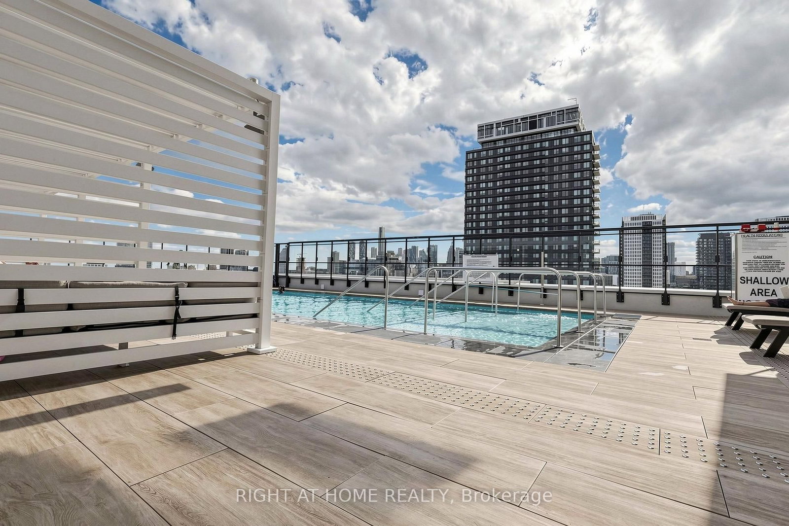 5 Defries Street • #2502 • Toronto, ON photo 47