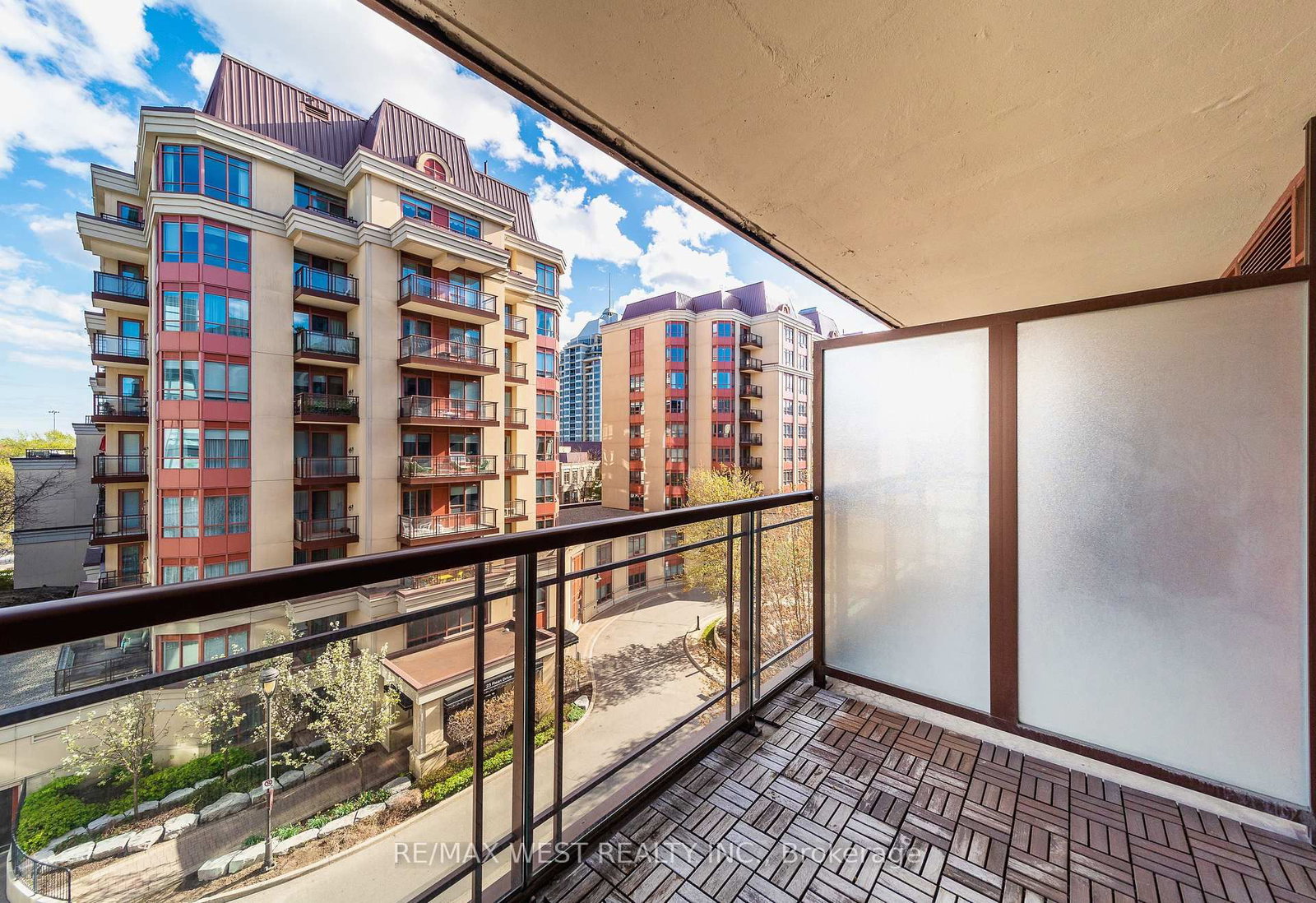 27 Rean Drive • #524 • Toronto, ON photo 13