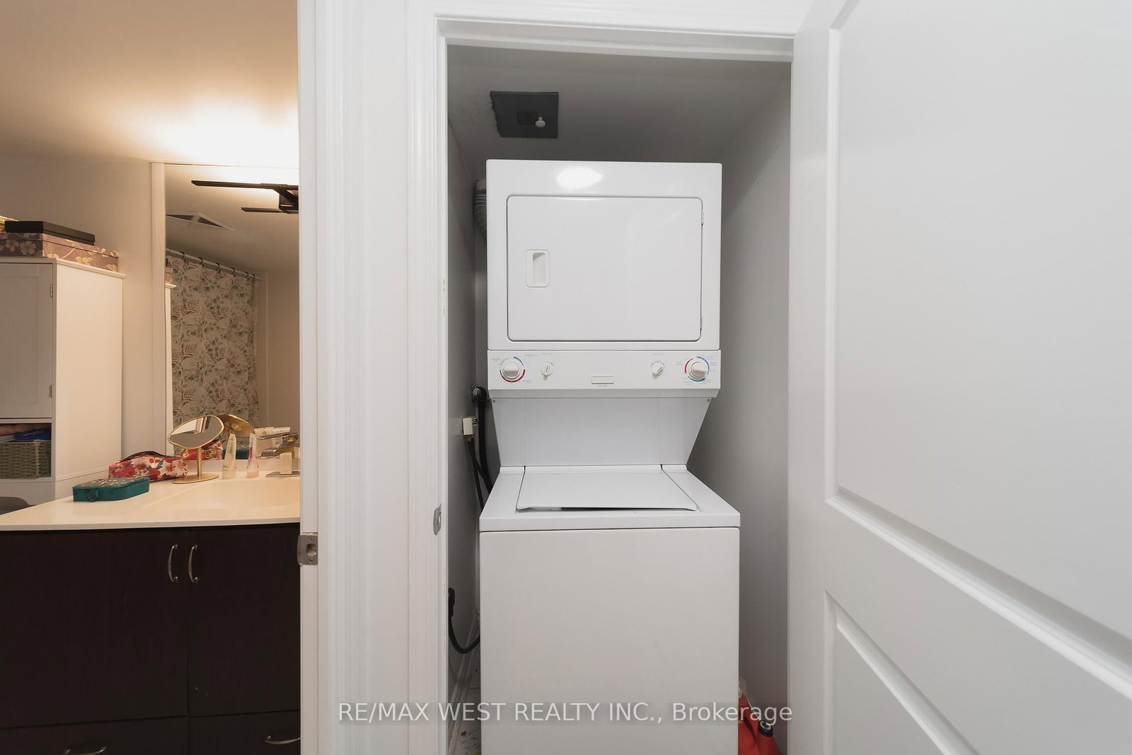 27 Rean Drive • #524 • Toronto, ON photo 16