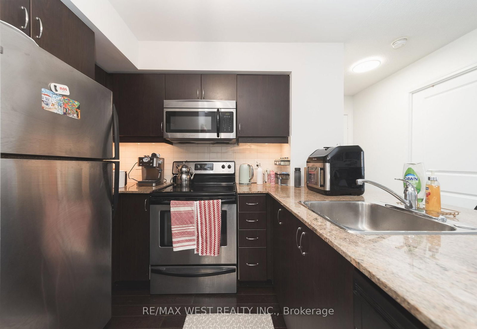 27 Rean Drive • #524 • Toronto, ON photo 9