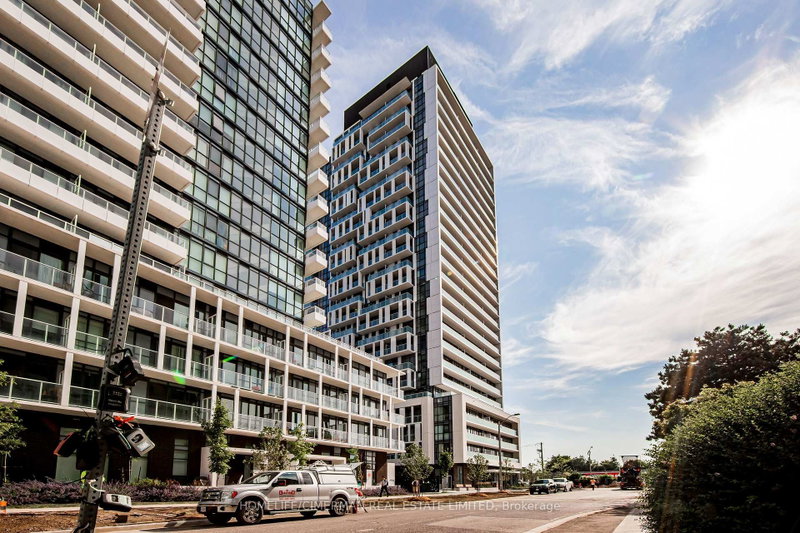 1816 - 188 Fairview Mall Drive