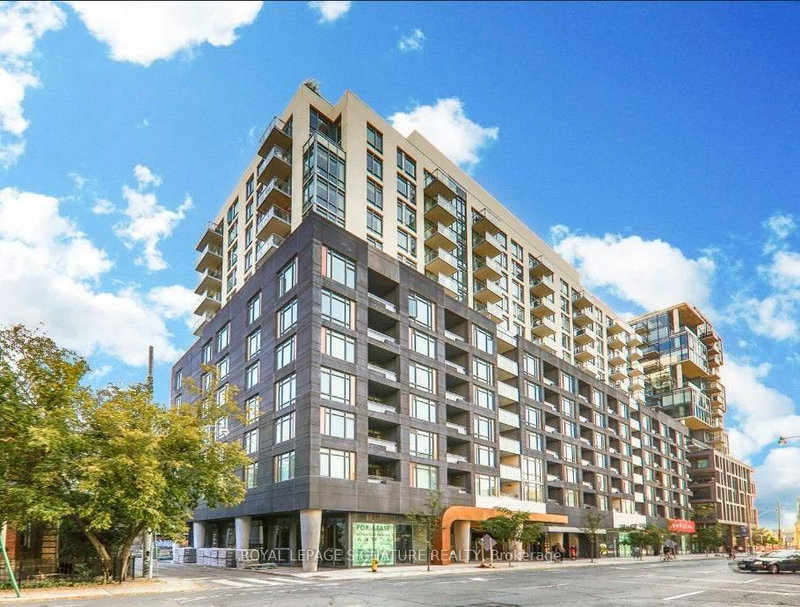 1102 - 525 Adelaide Street W