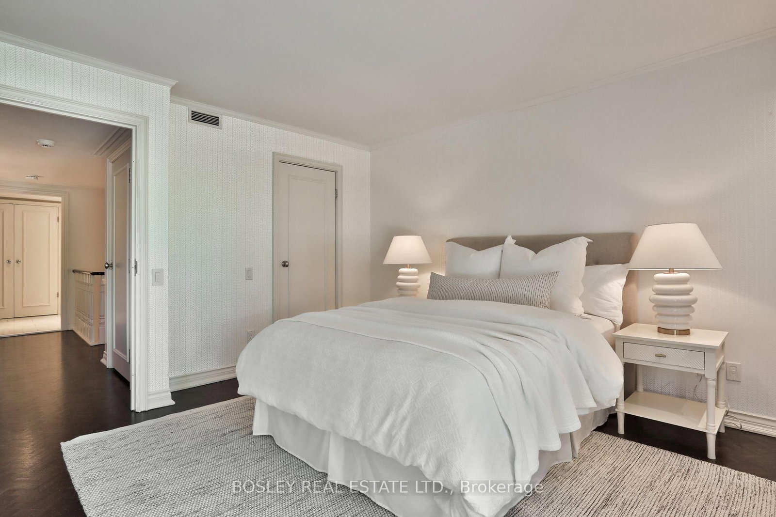 4 Lowther Avenue • #101 • Toronto, ON photo 14