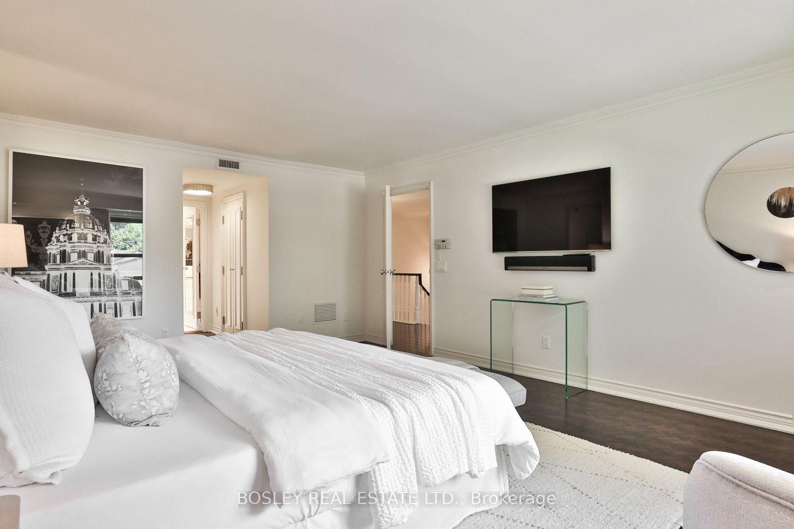 4 Lowther Avenue • #101 • Toronto, ON photo 21