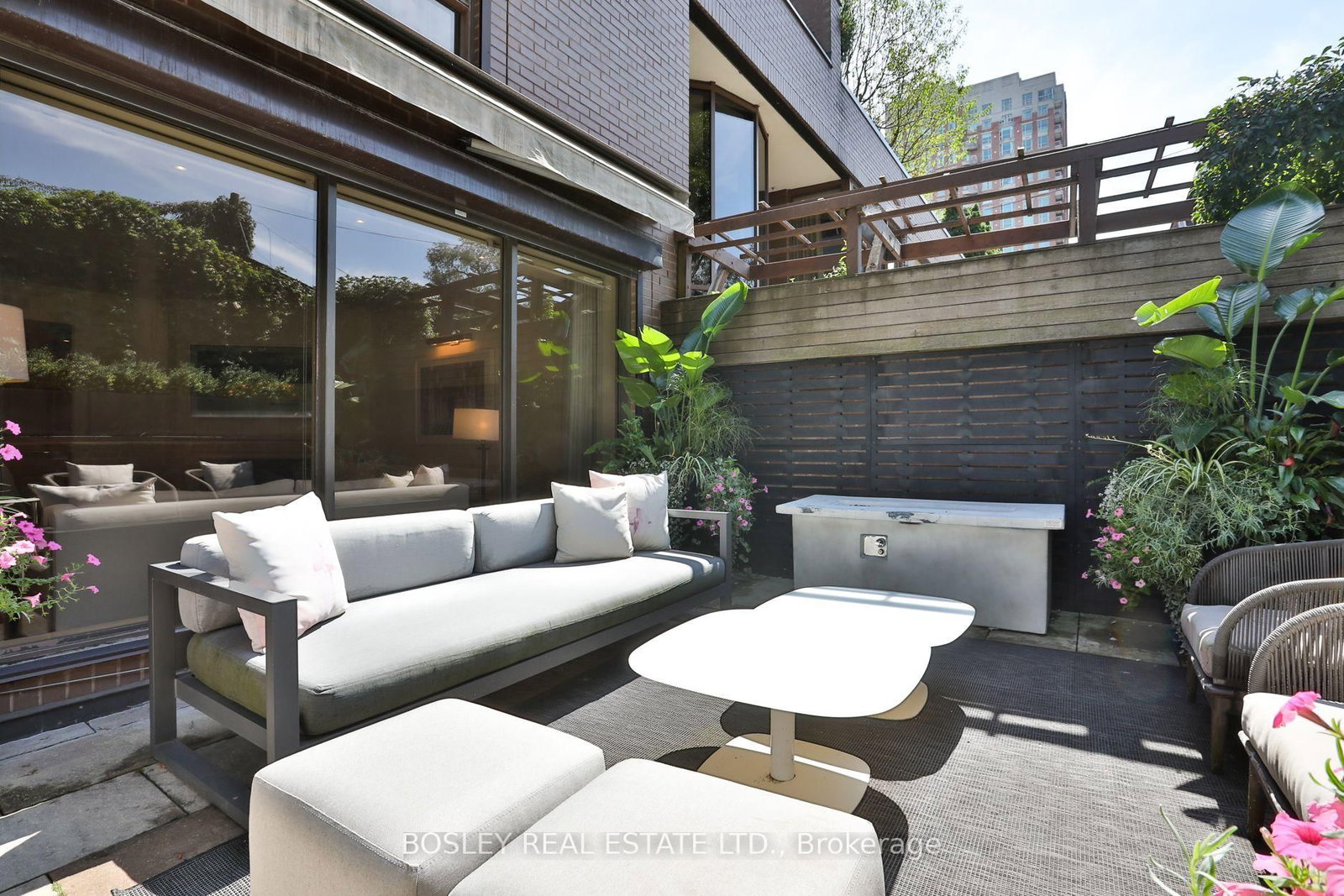 4 Lowther Avenue • #101 • Toronto, ON photo 41