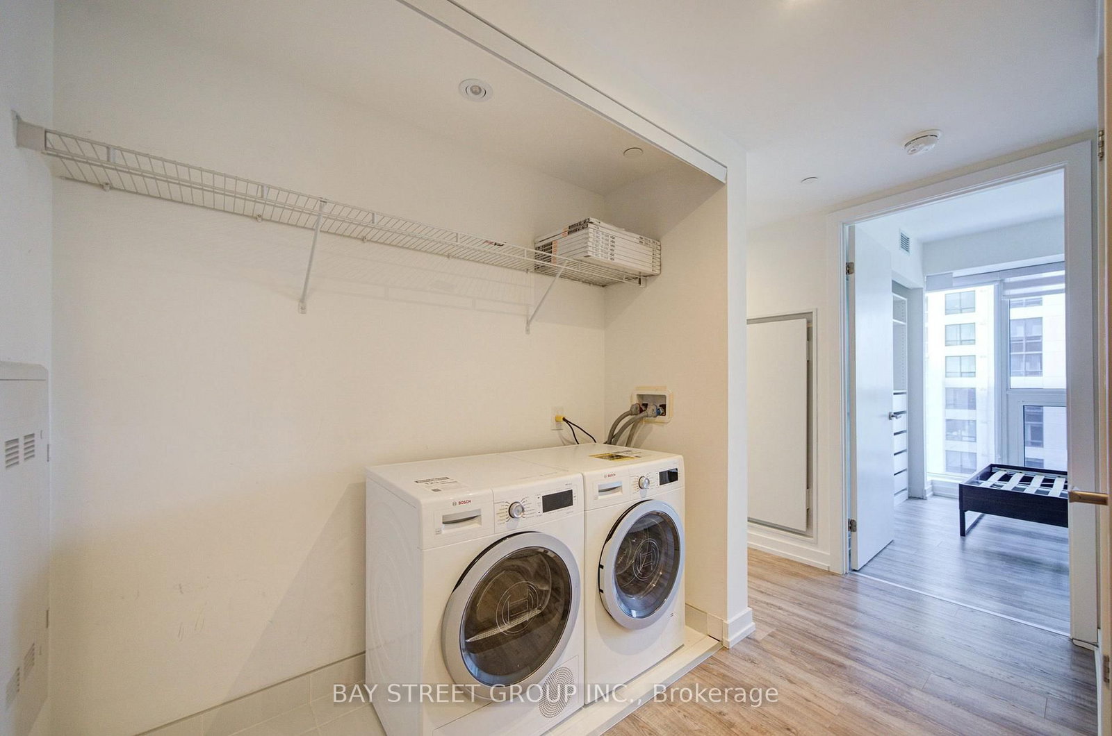 77 Shuter Street • #1802 • Toronto, ON photo 5