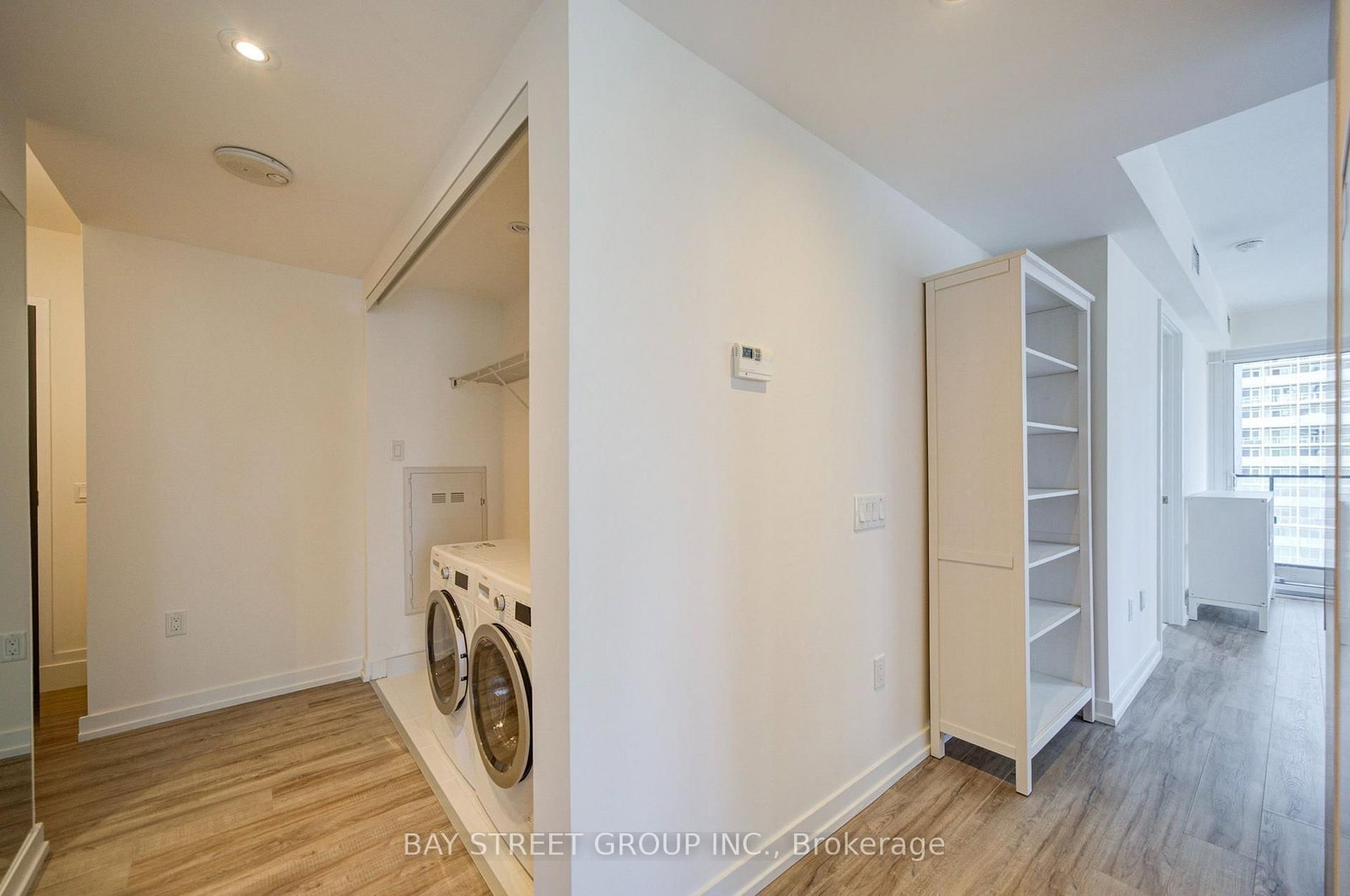 77 Shuter Street • #1802 • Toronto, ON photo 6