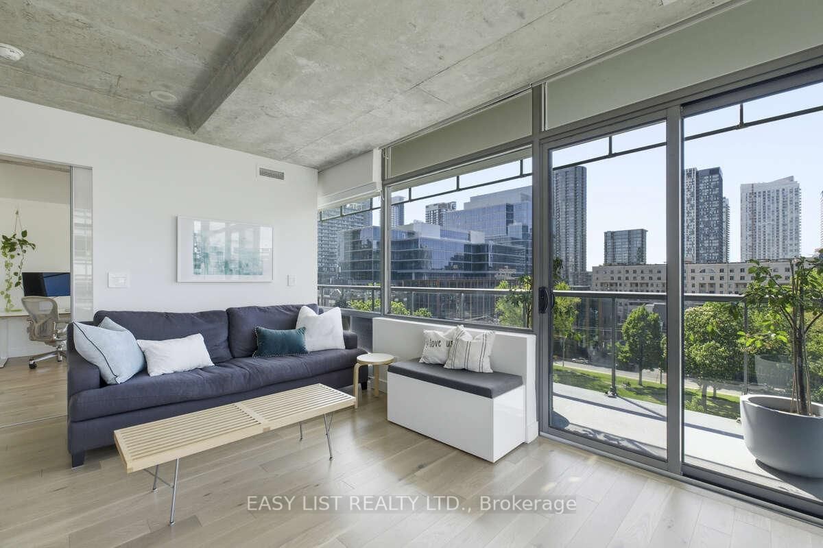 55 Stewart Street • #822 • Toronto, ON photo 13