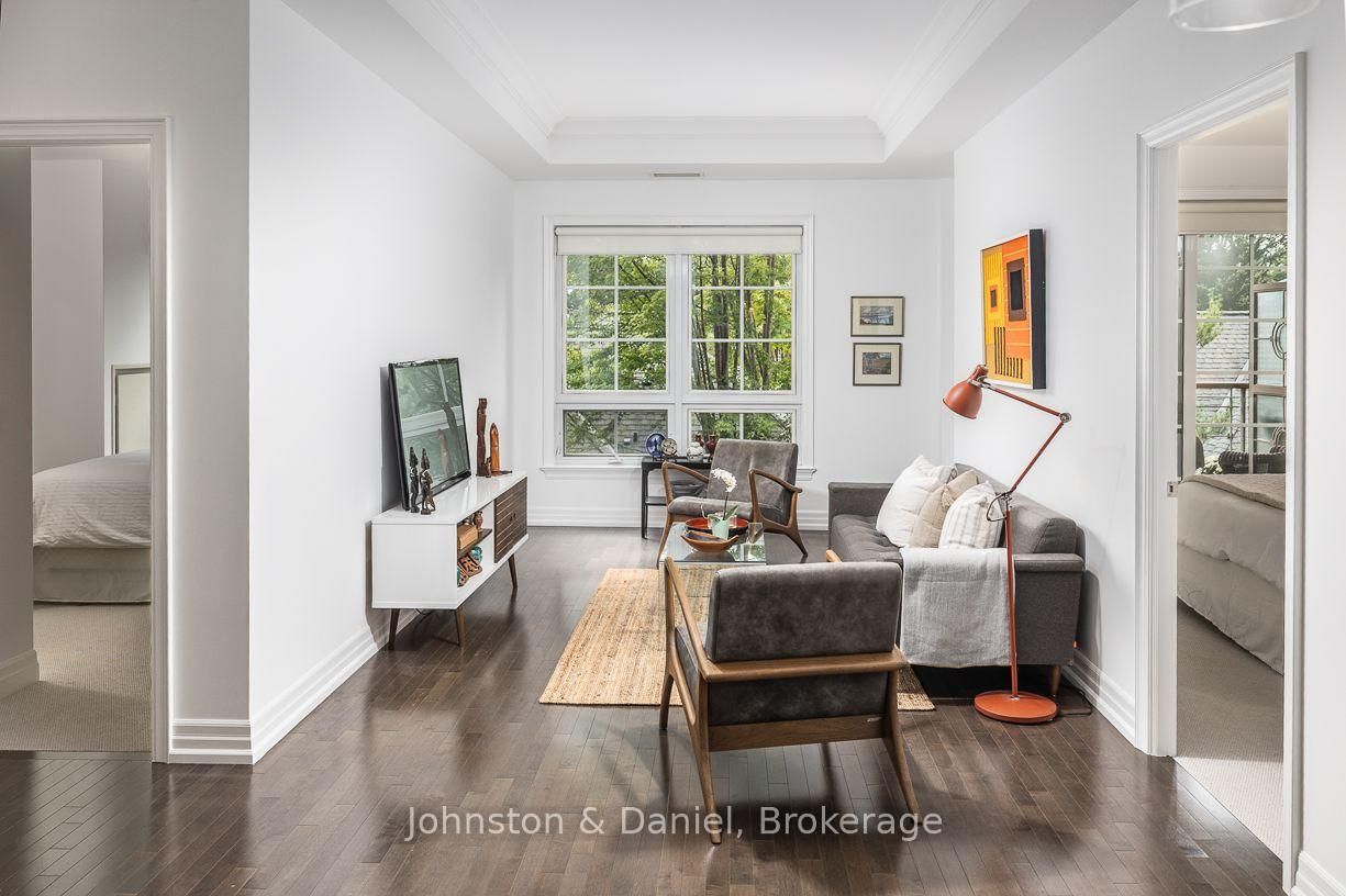 Property at 21 Burkebrook