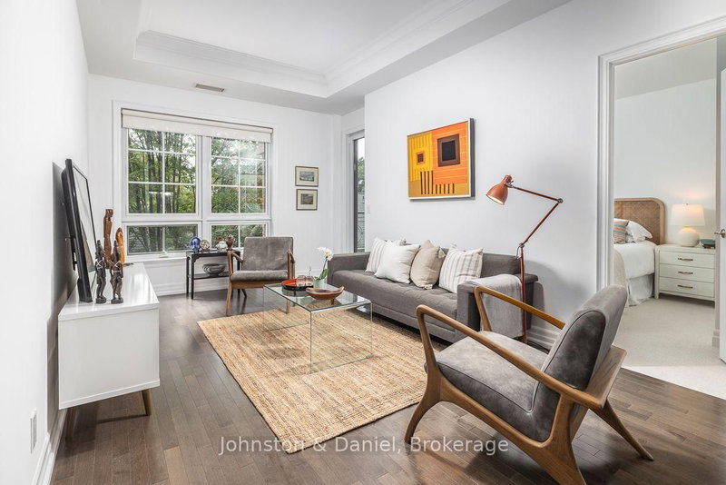 325 - 21 Burkebrook Place
