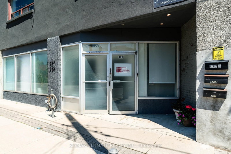 427-429 Vaughan Rd photo 4