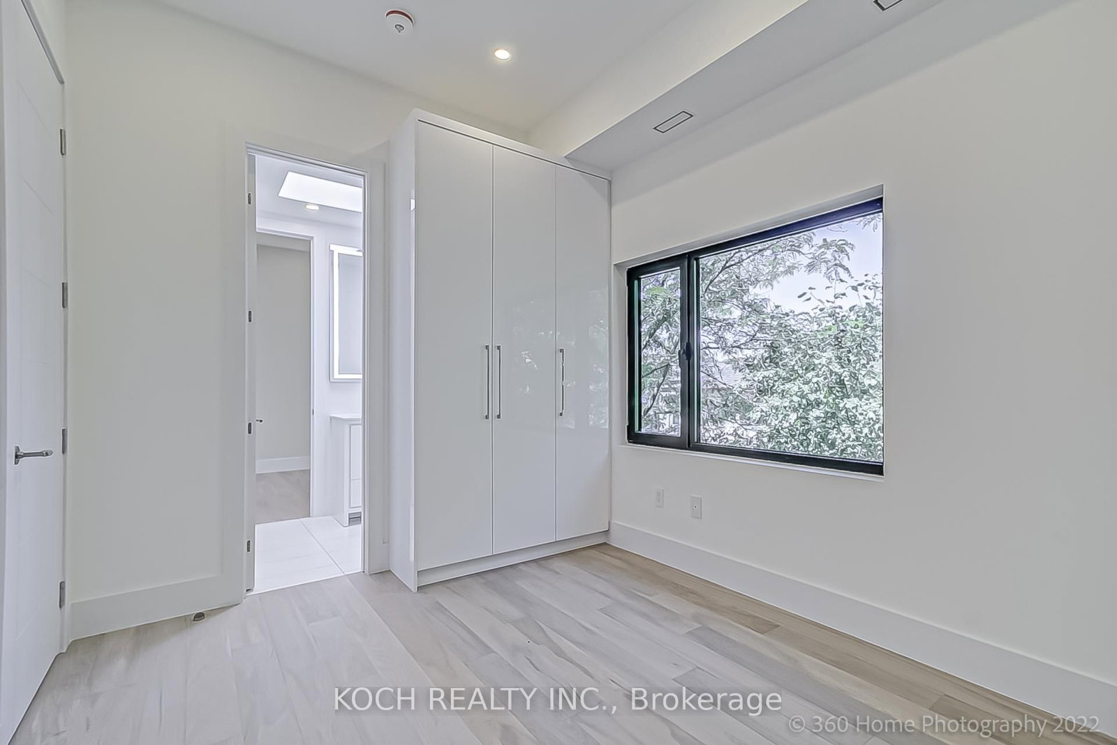 184 Falkirk Street • Toronto, ON photo 14