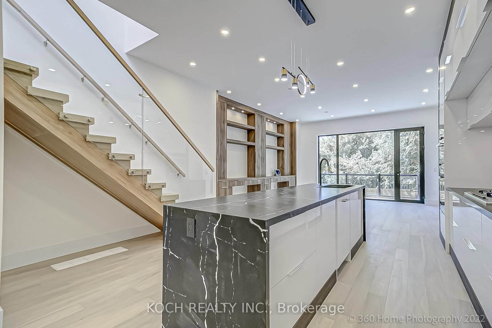 184 Falkirk Street • Toronto, ON photo 24