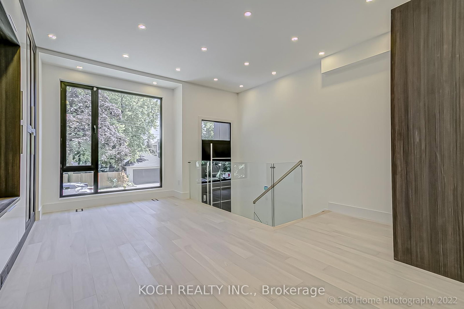 184 Falkirk Street • Toronto, ON photo 25