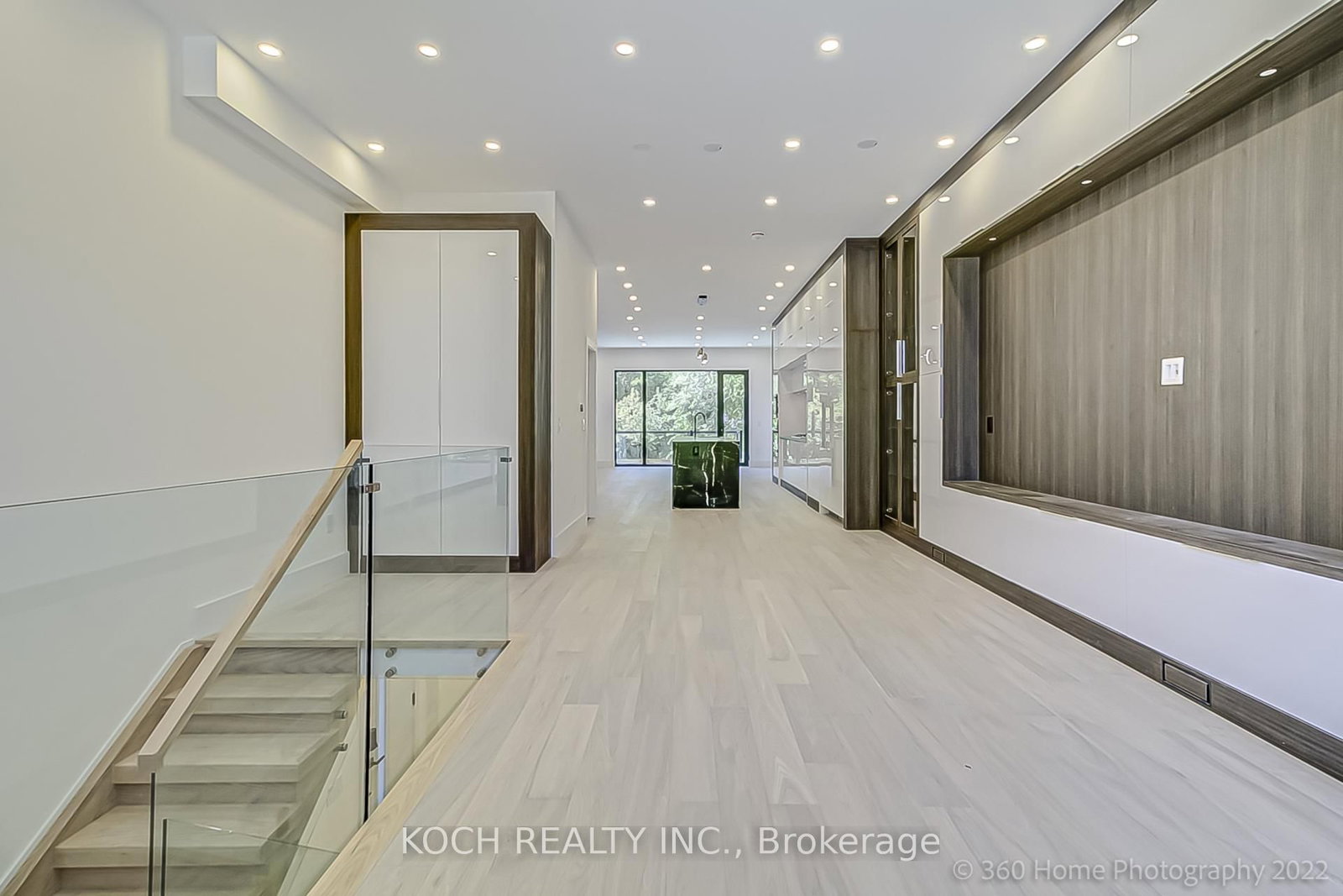 184 Falkirk Street • Toronto, ON photo 26