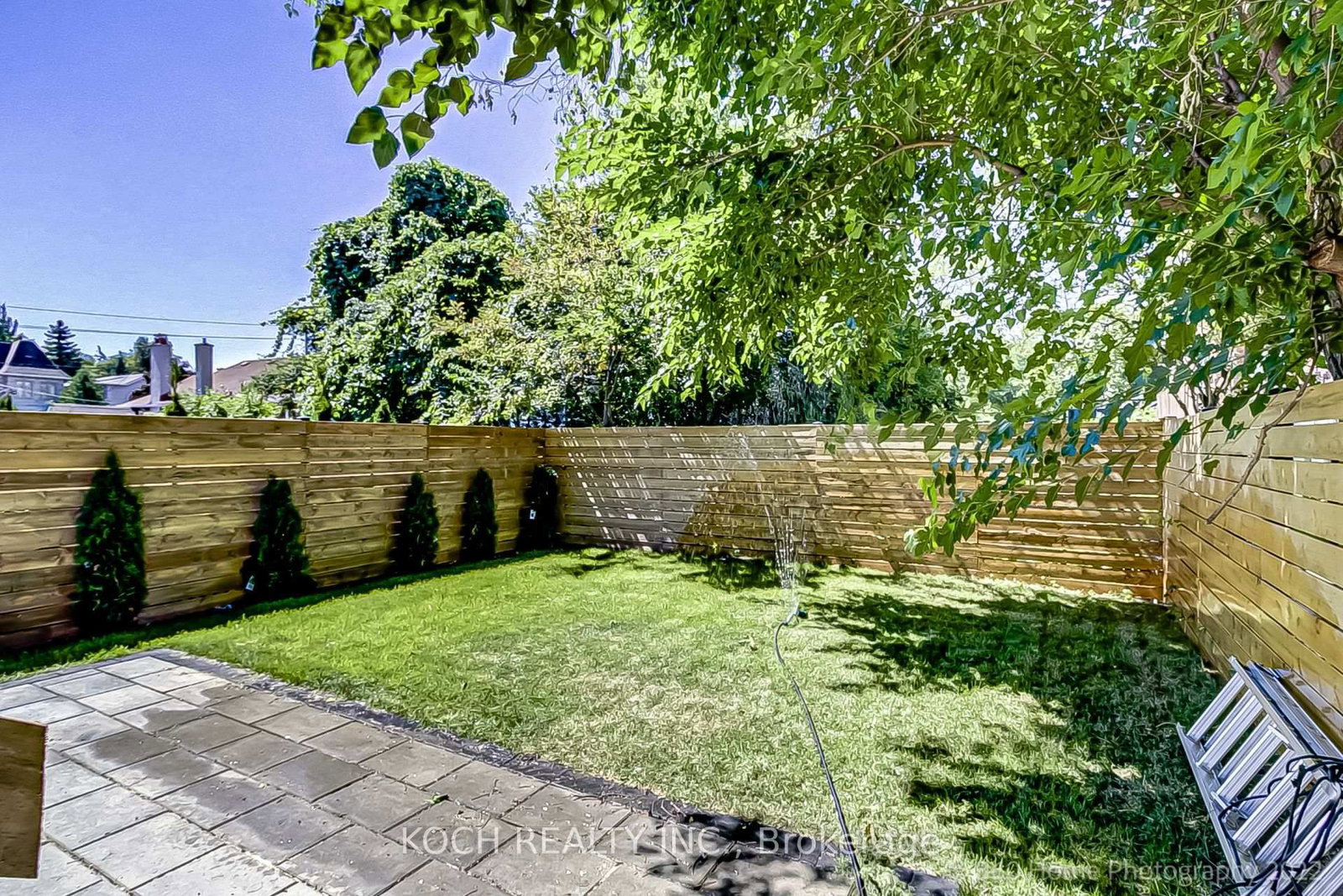 184 Falkirk Street • Toronto, ON photo 28