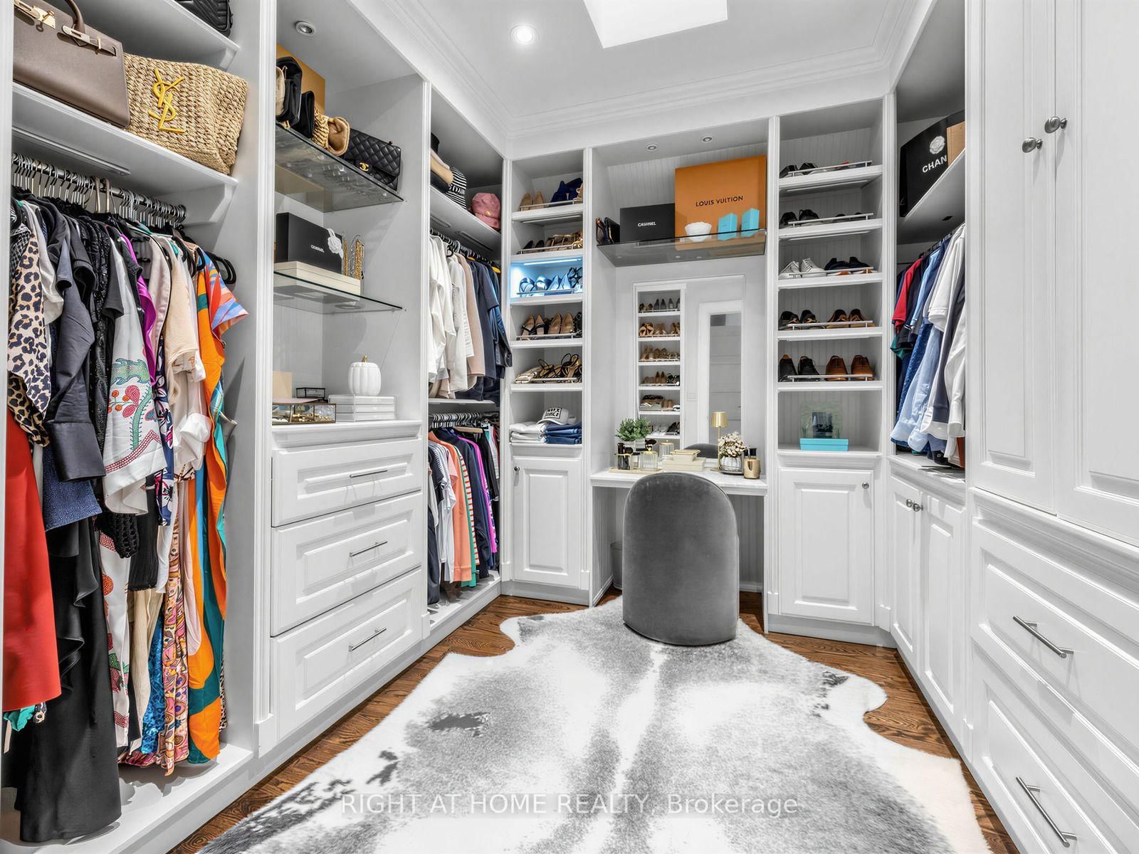 189 Stibbard Avenue • Toronto, ON photo 19