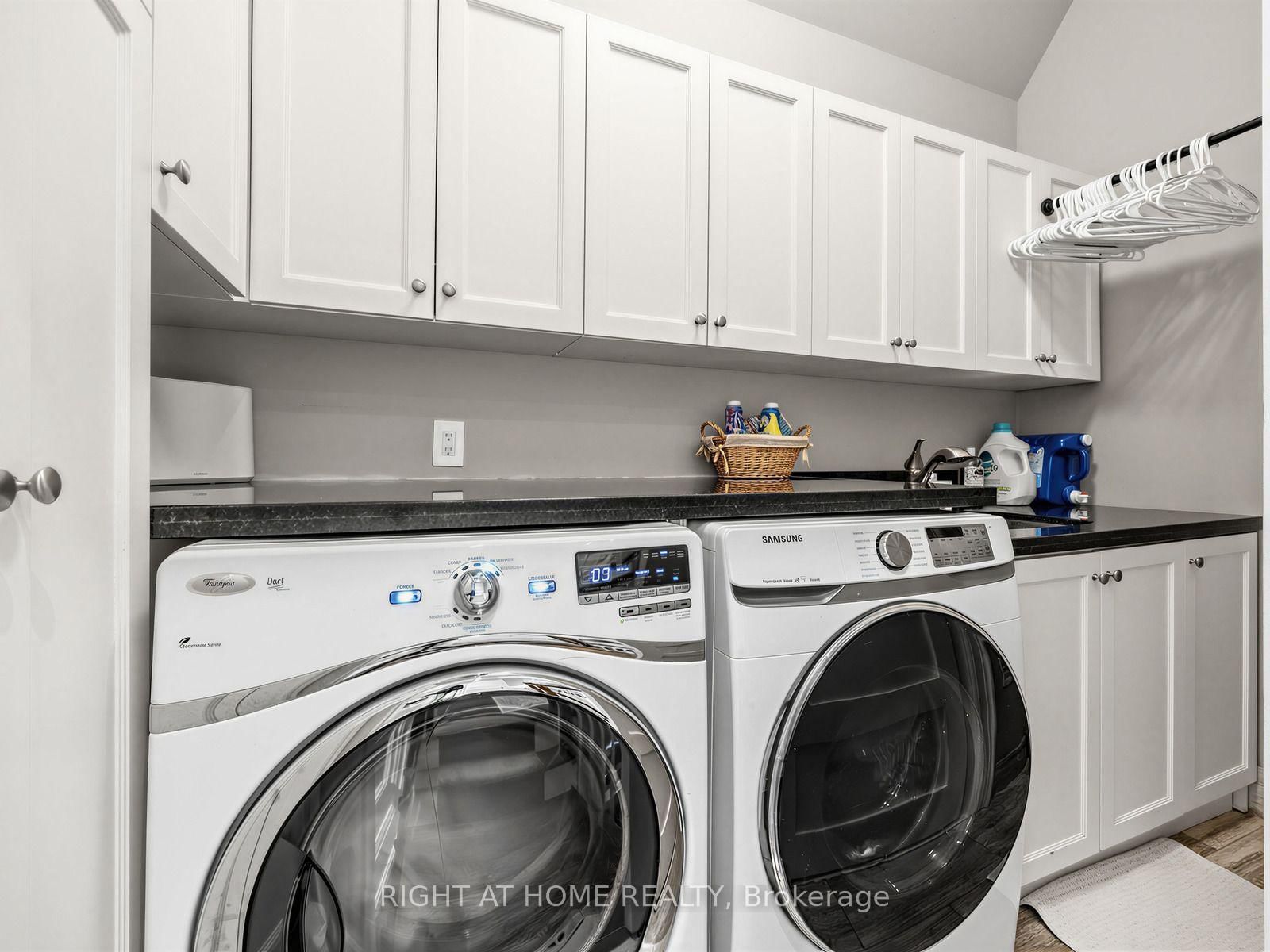 189 Stibbard Avenue • Toronto, ON photo 21