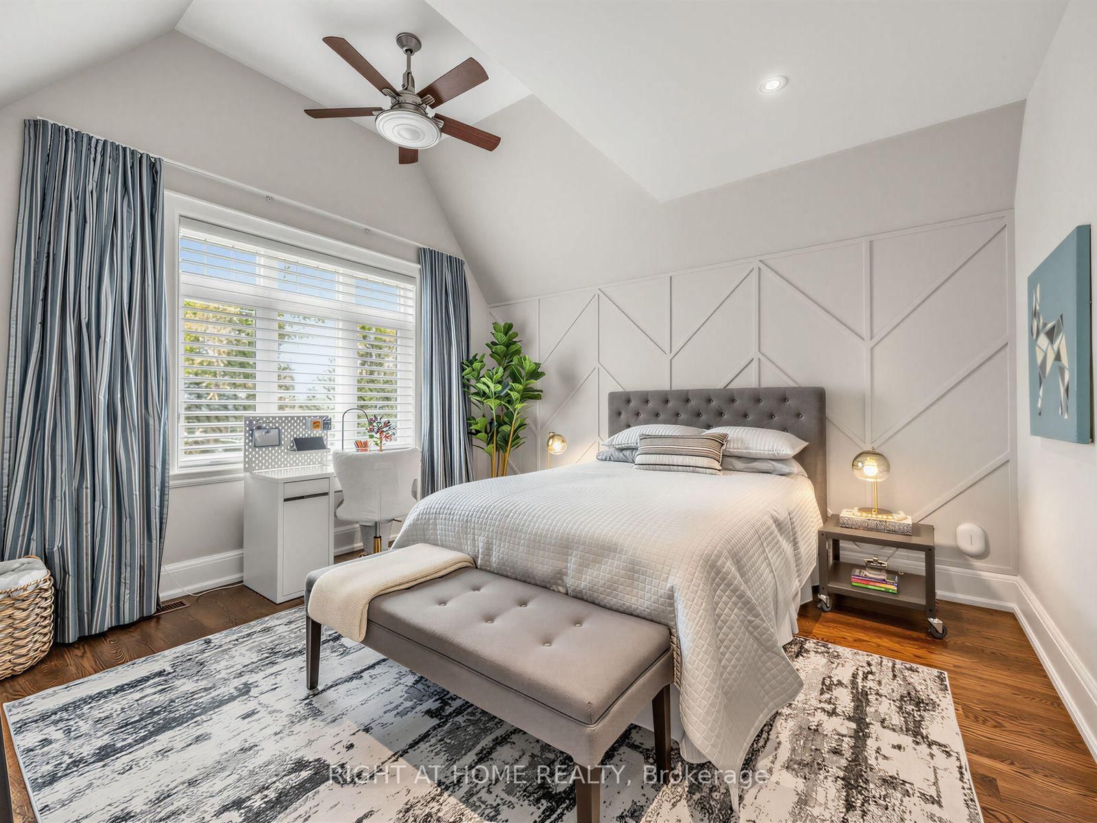 189 Stibbard Avenue • Toronto, ON photo 24