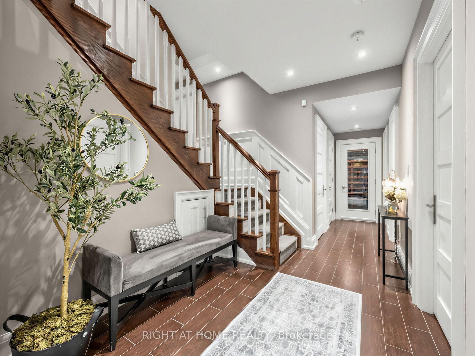 189 Stibbard Avenue • Toronto, ON photo 27