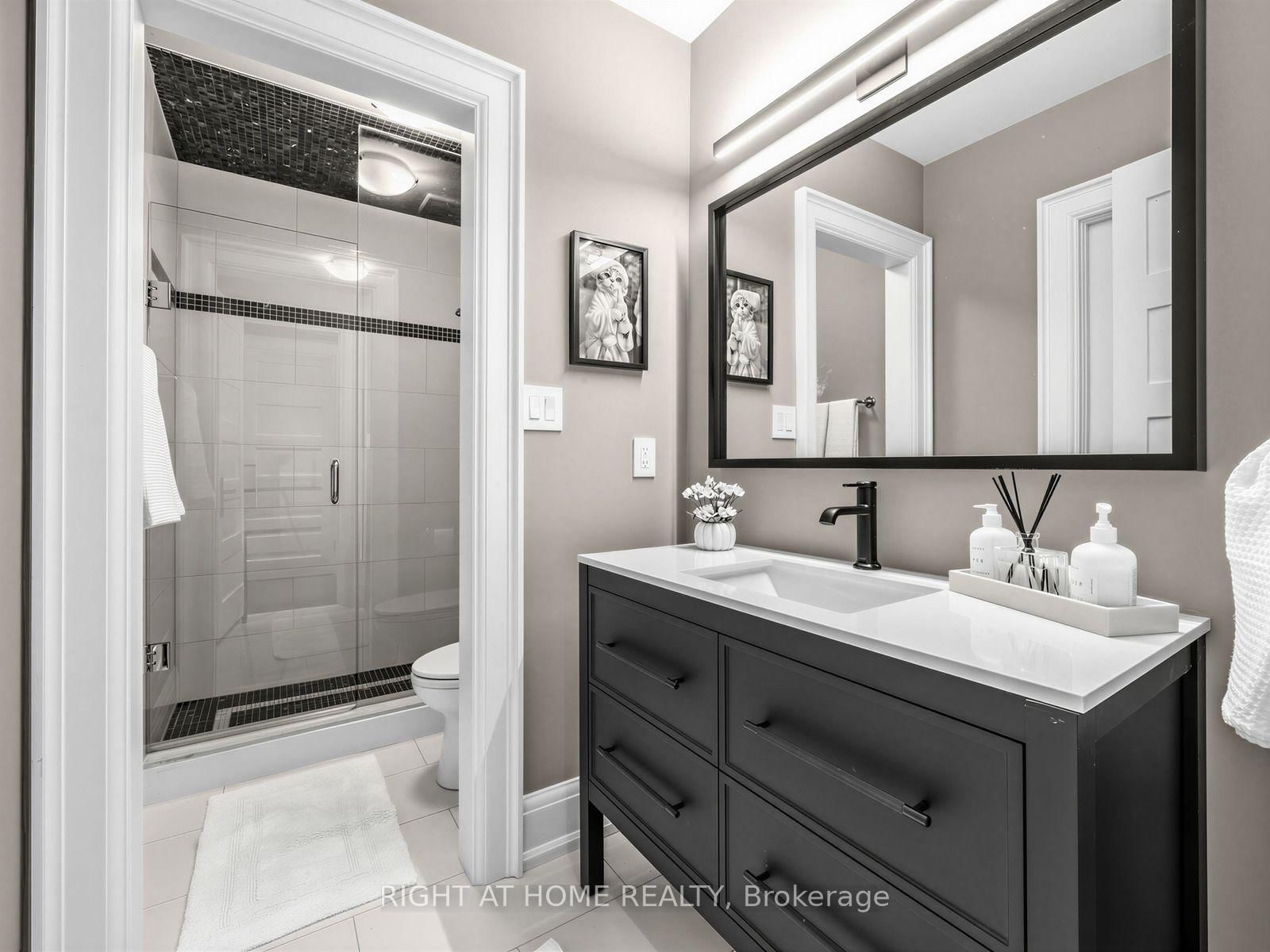 189 Stibbard Avenue • Toronto, ON photo 32