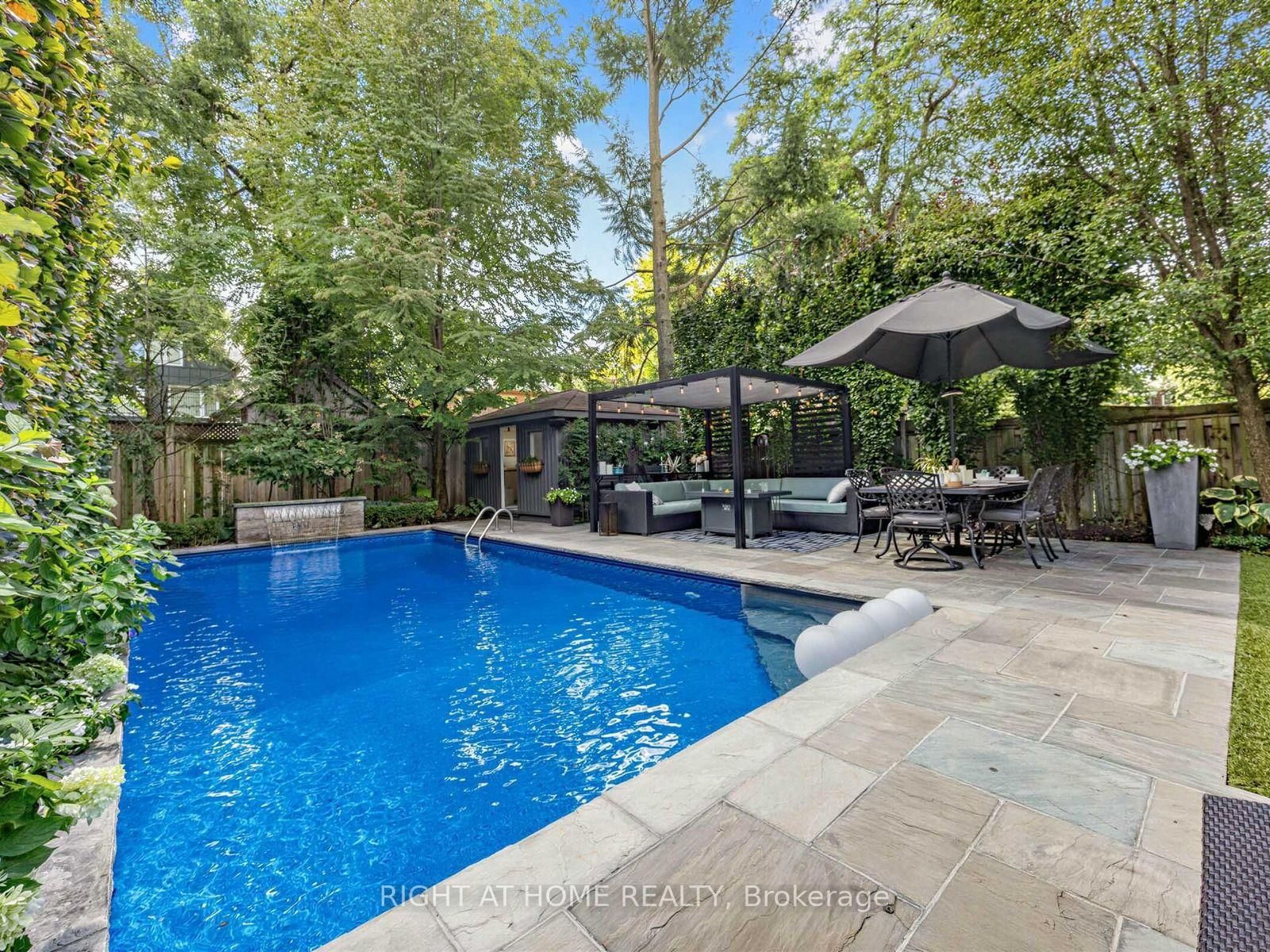 189 Stibbard Avenue • Toronto, ON photo 38