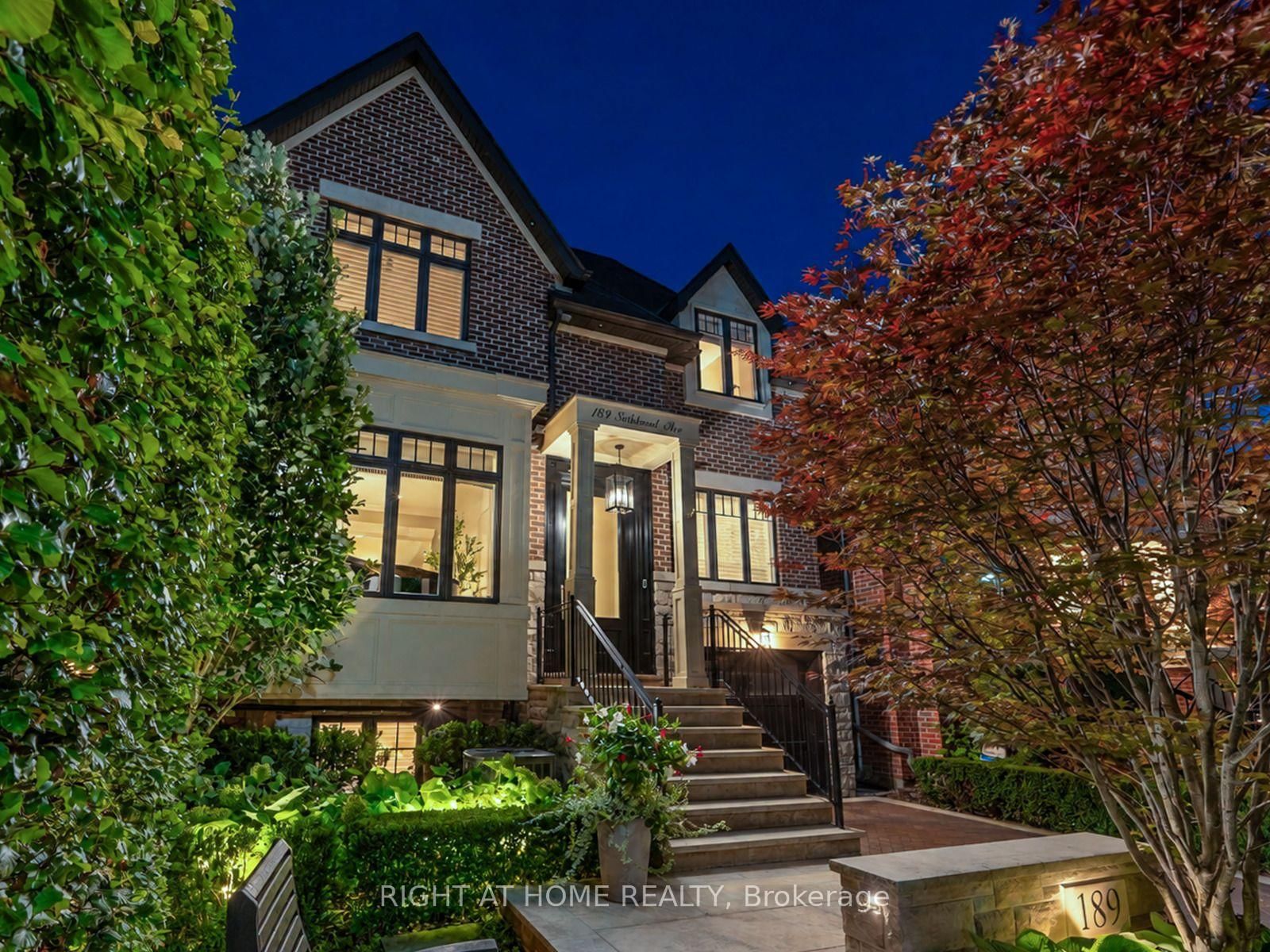 189 Stibbard Avenue • Toronto, ON photo 41