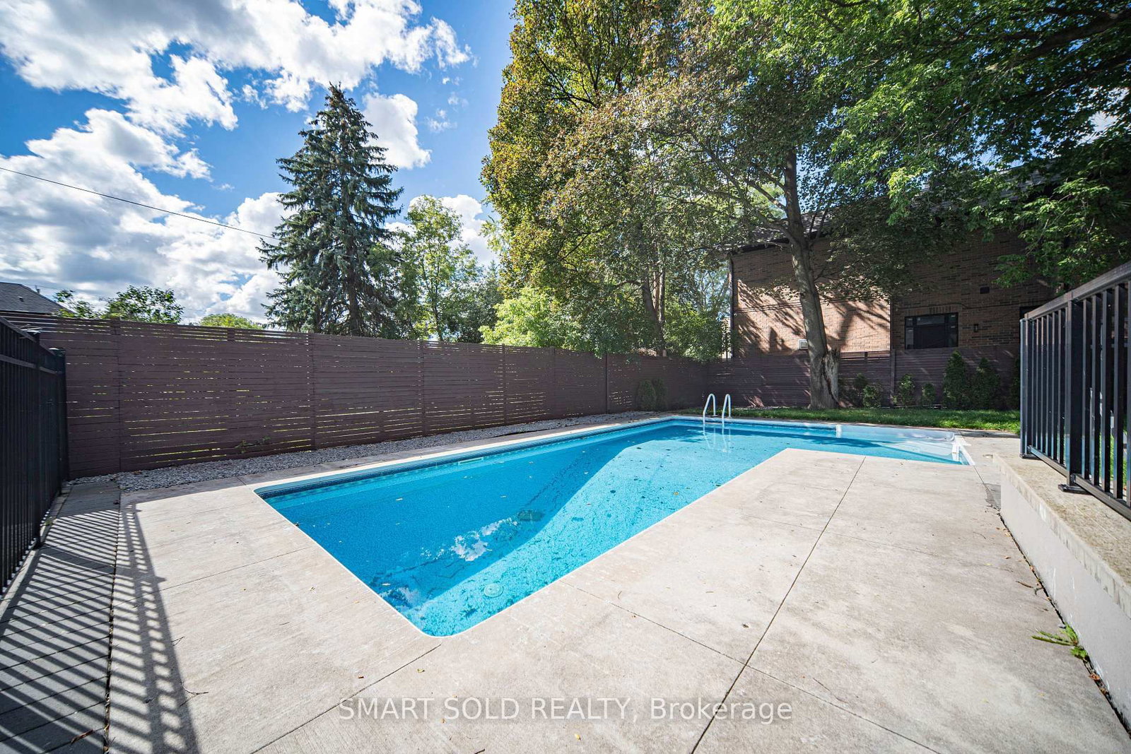 588 Conacher Drive • Toronto, ON photo 45