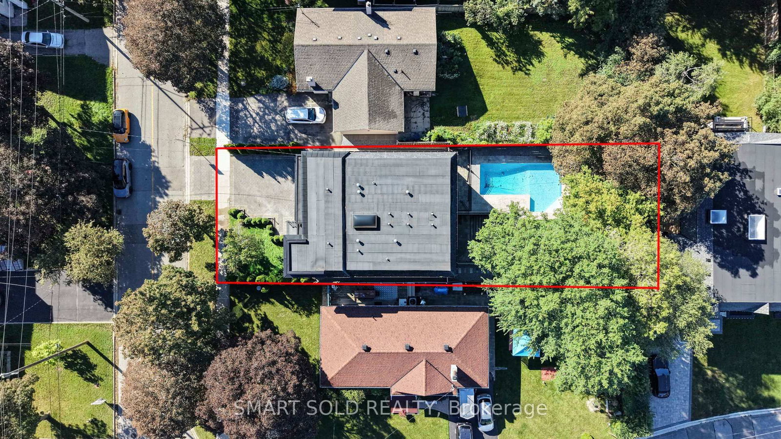 588 Conacher Drive • Toronto, ON photo 5