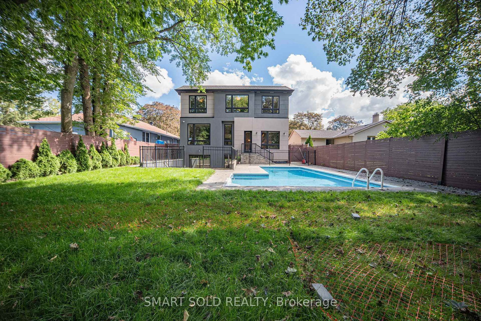 588 Conacher Drive • Toronto, ON photo 50