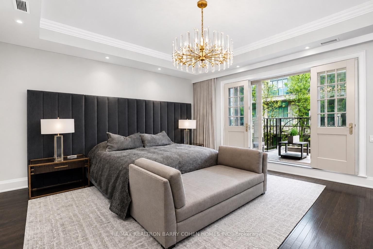 117 Scollard Street • Toronto, ON photo 12