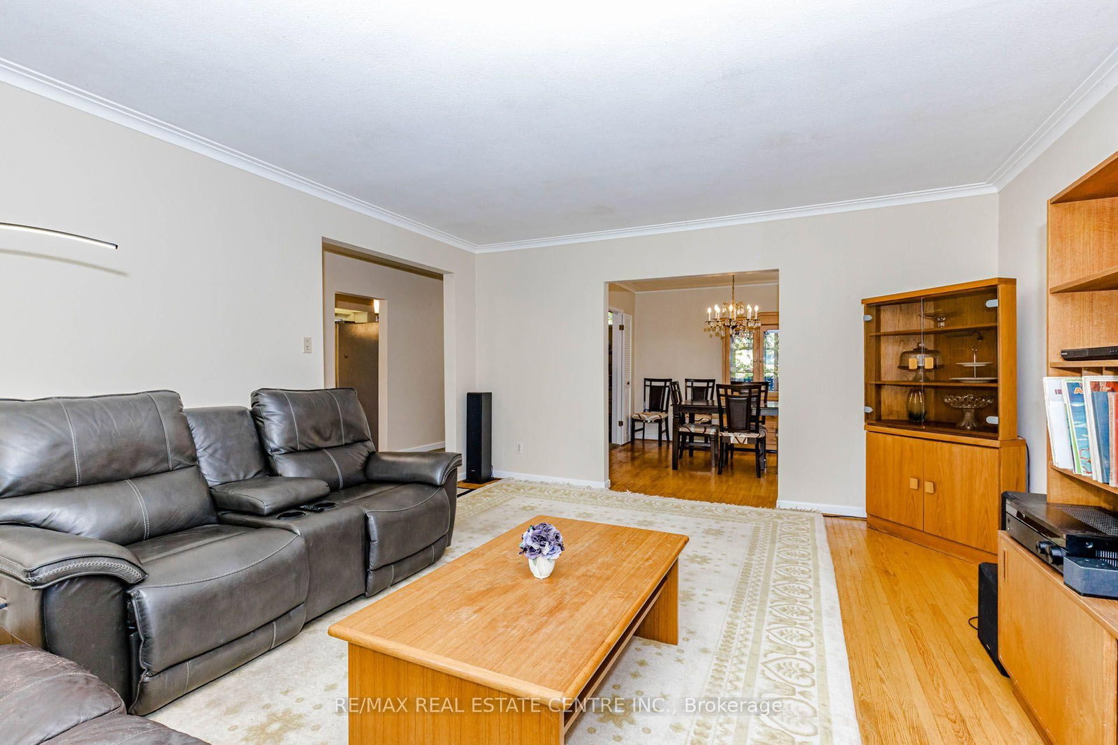 85 Snowcrest Avenue • Toronto, ON photo 12