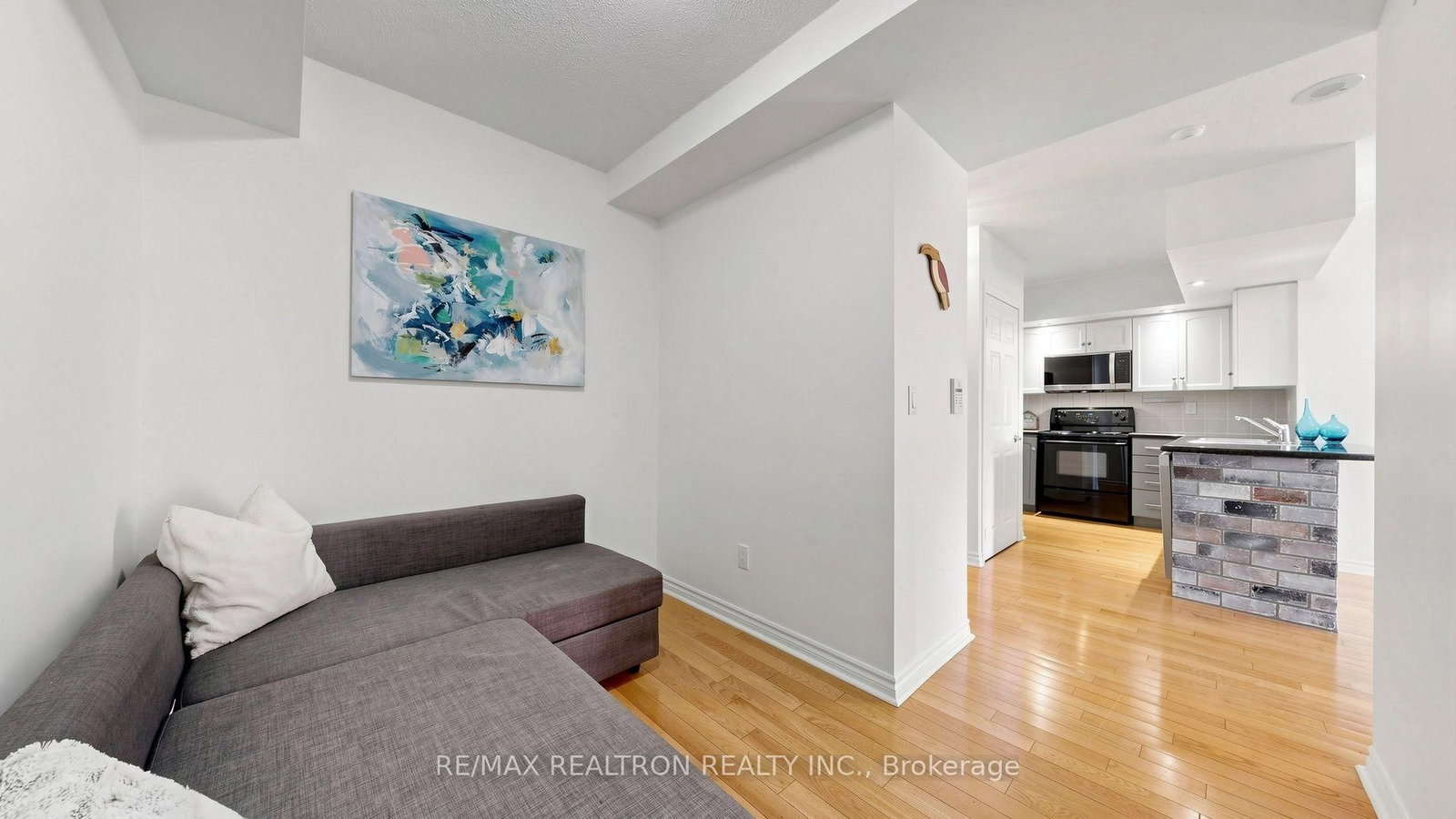 250 Wellington Street W • #1532 • Toronto, ON photo 30