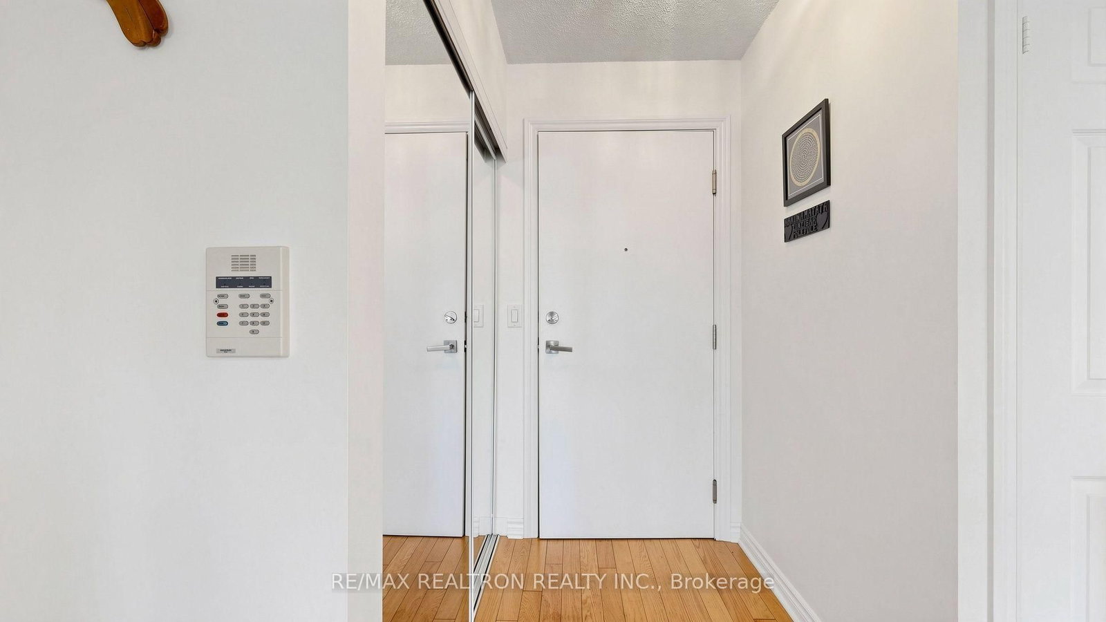 250 Wellington Street W • #1532 • Toronto, ON photo 33