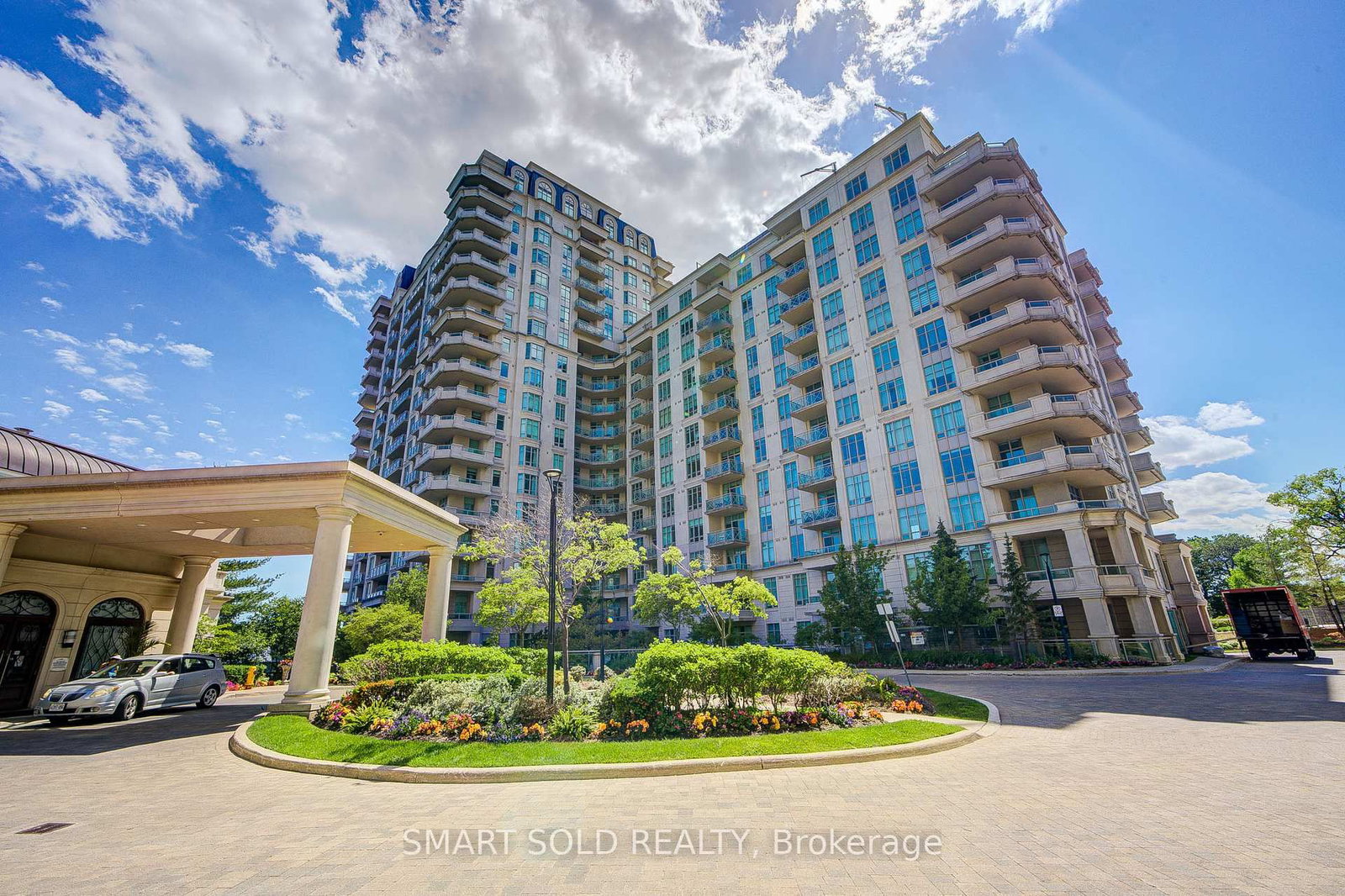 10 Bloorview Place • #1514 • Toronto, ON photo 1