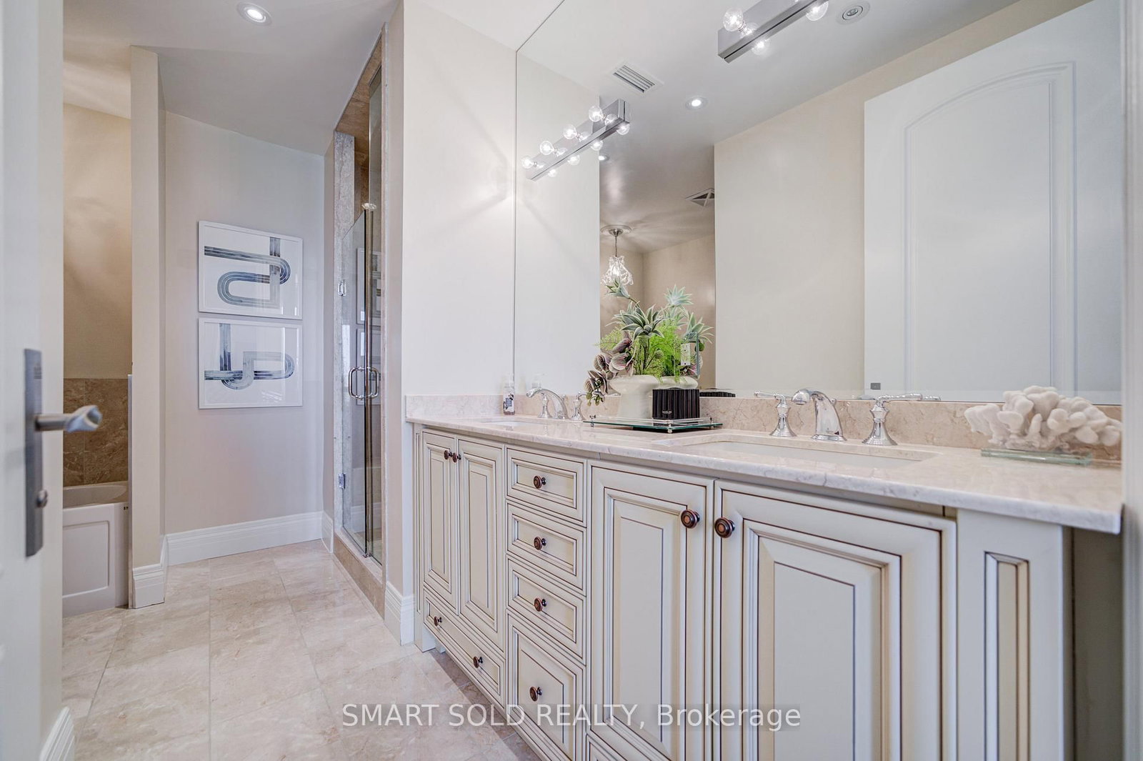 10 Bloorview Place • #1514 • Toronto, ON photo 32