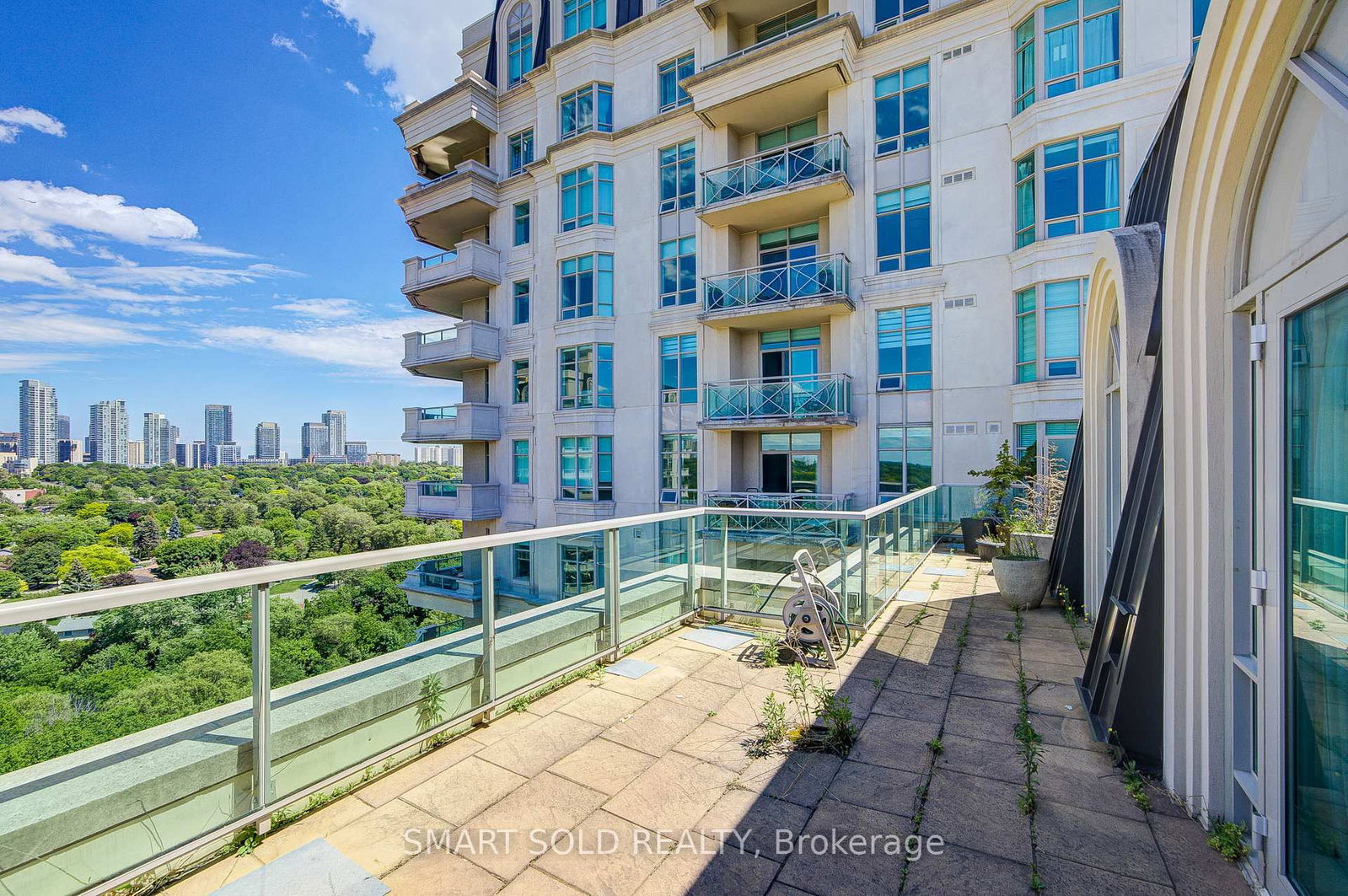 10 Bloorview Place • #1514 • Toronto, ON photo 37