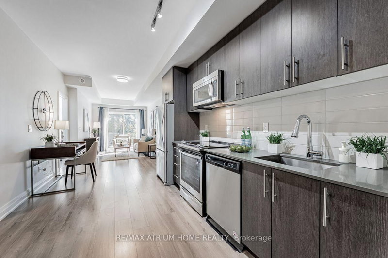 18 - 780 Sheppard Avenue E