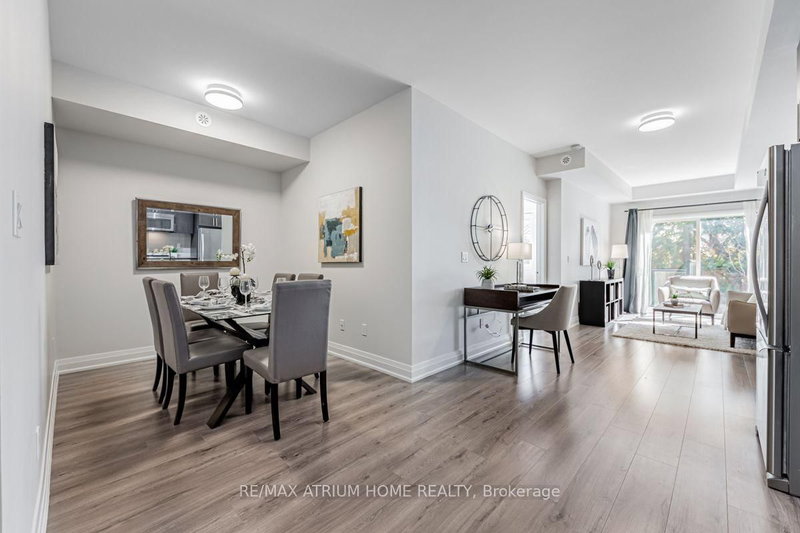 780 Sheppard Ave E photo 5