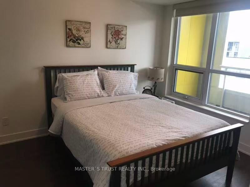 401 - 38 Cameron Street